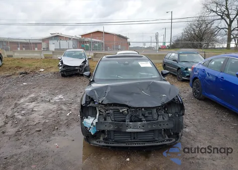 2020 Mazda Mazda3 Premium Package из США, поврежденный, VIN JM1BPBNM2L1160388